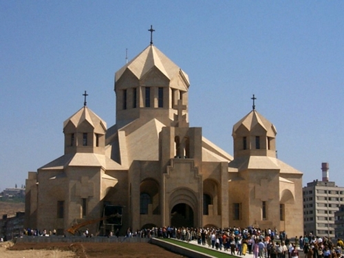 Какая религия у армян?